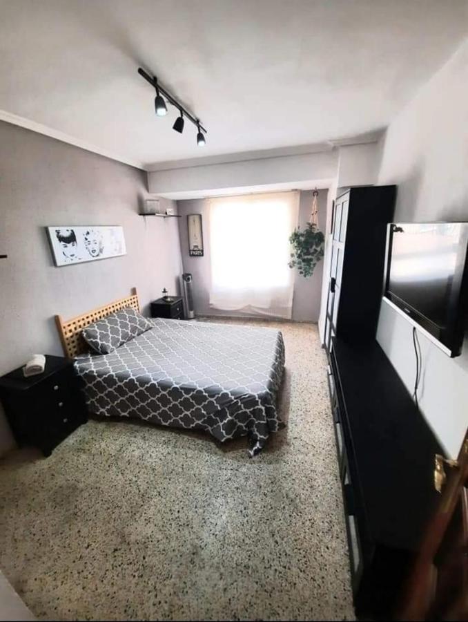 Mavis Habitaciones Valencia Buitenkant foto